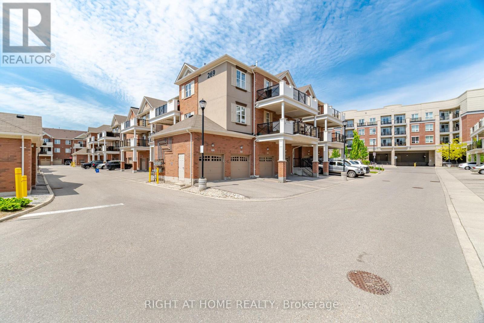 #311 269 GEORGIAN DRIVE - 36