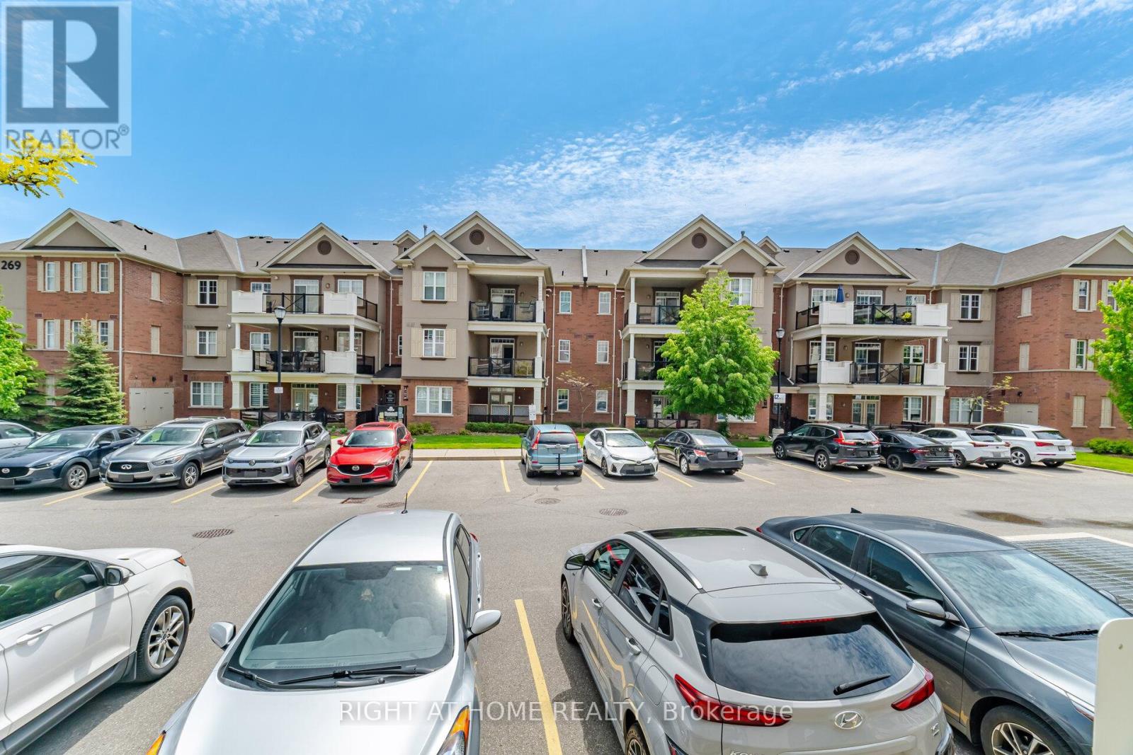 #311 269 GEORGIAN DRIVE - 38