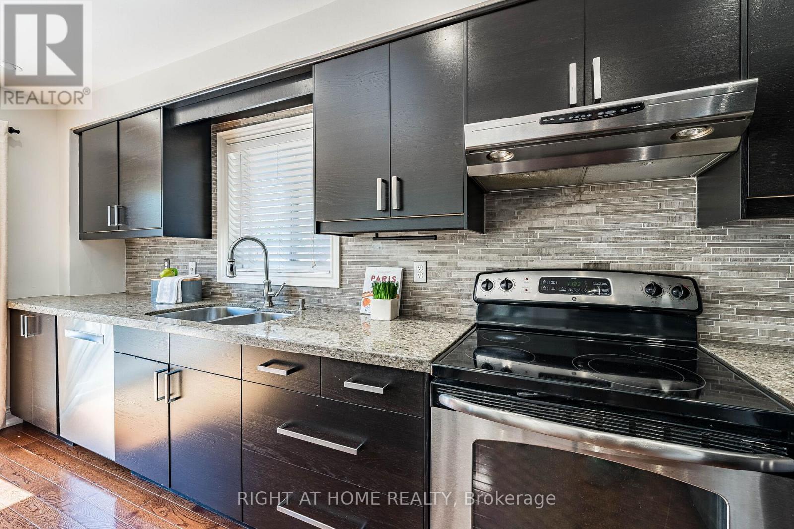 3928 HAZELRIDGE ROAD - 15