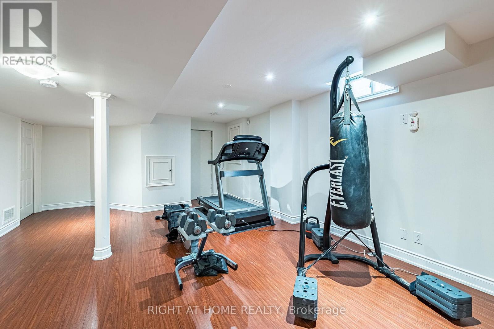 3928 HAZELRIDGE ROAD - 44
