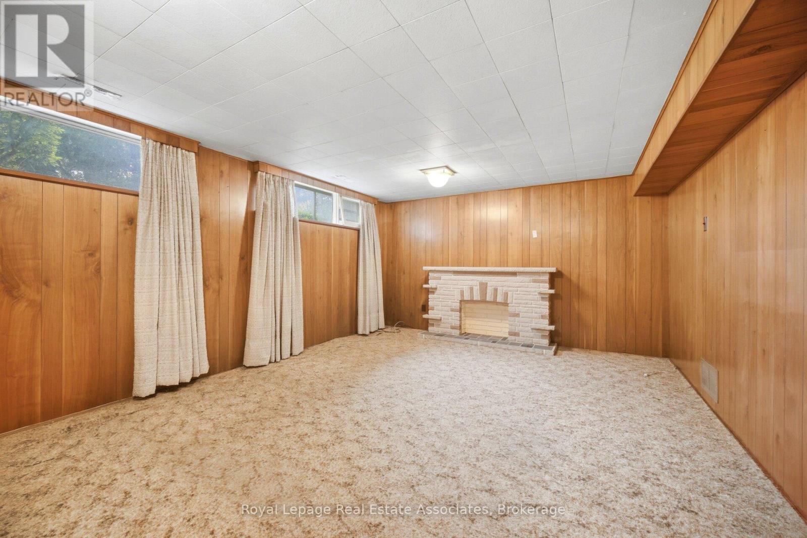 193 KINGSVIEW BOULEVARD - 41