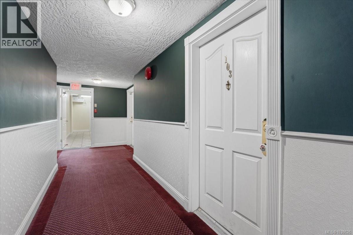 #103 645 Selby St - 25