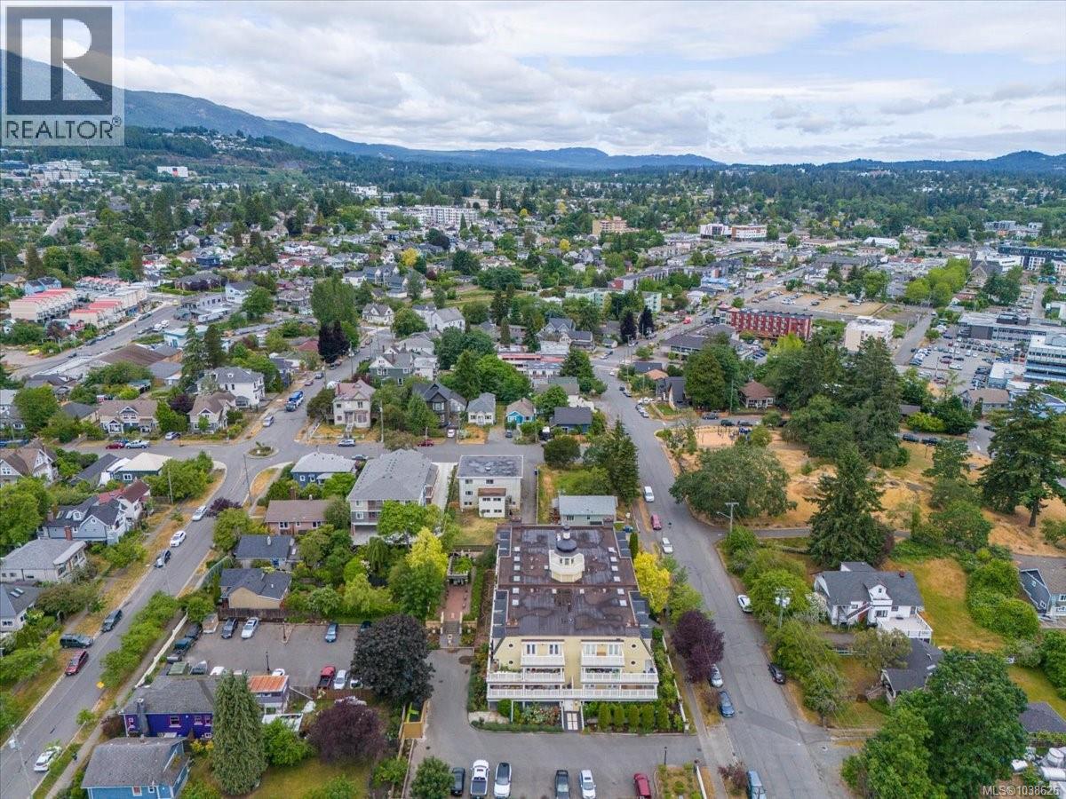 #103 645 Selby St - 31