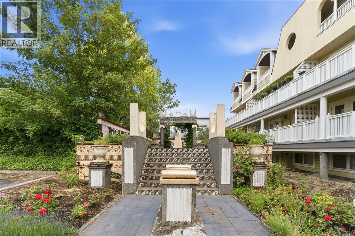 #103 645 Selby St - 42