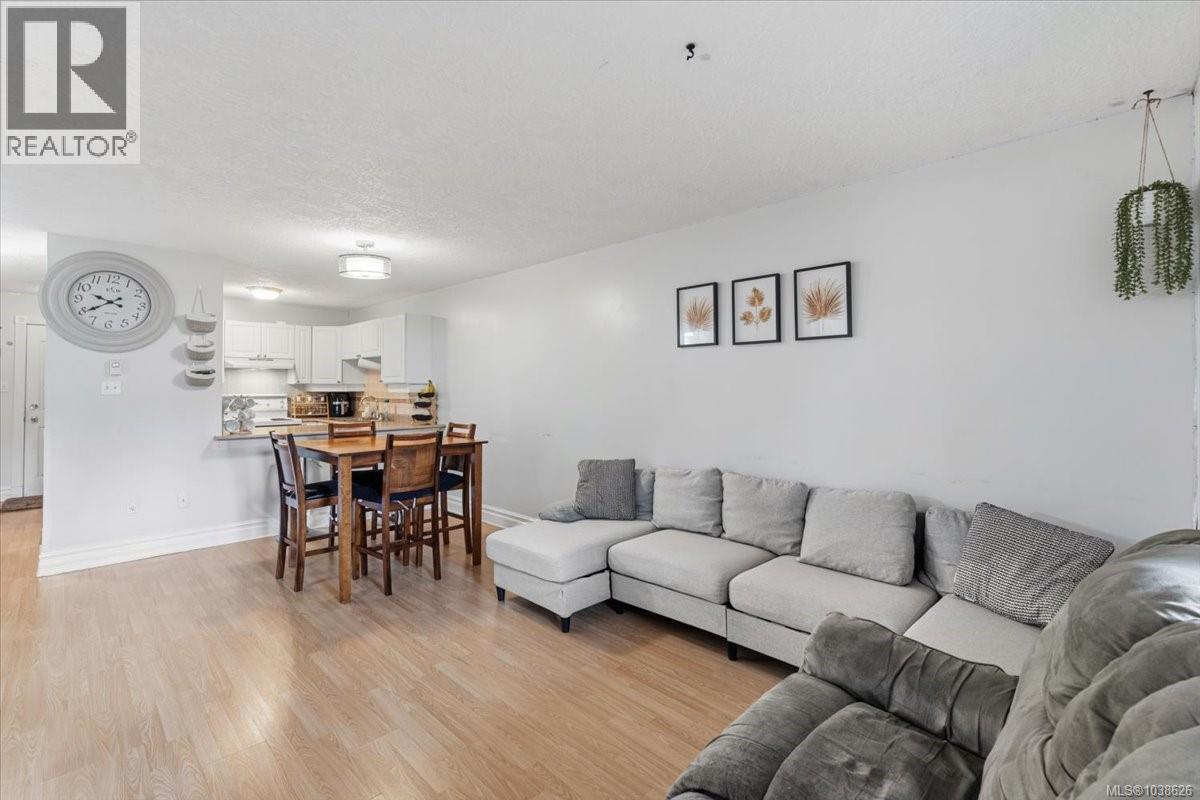 #103 645 Selby St - 5