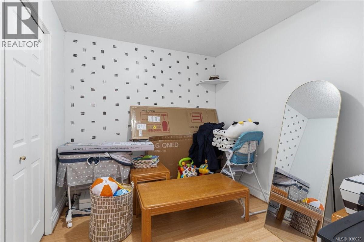 #103 645 Selby St - 6