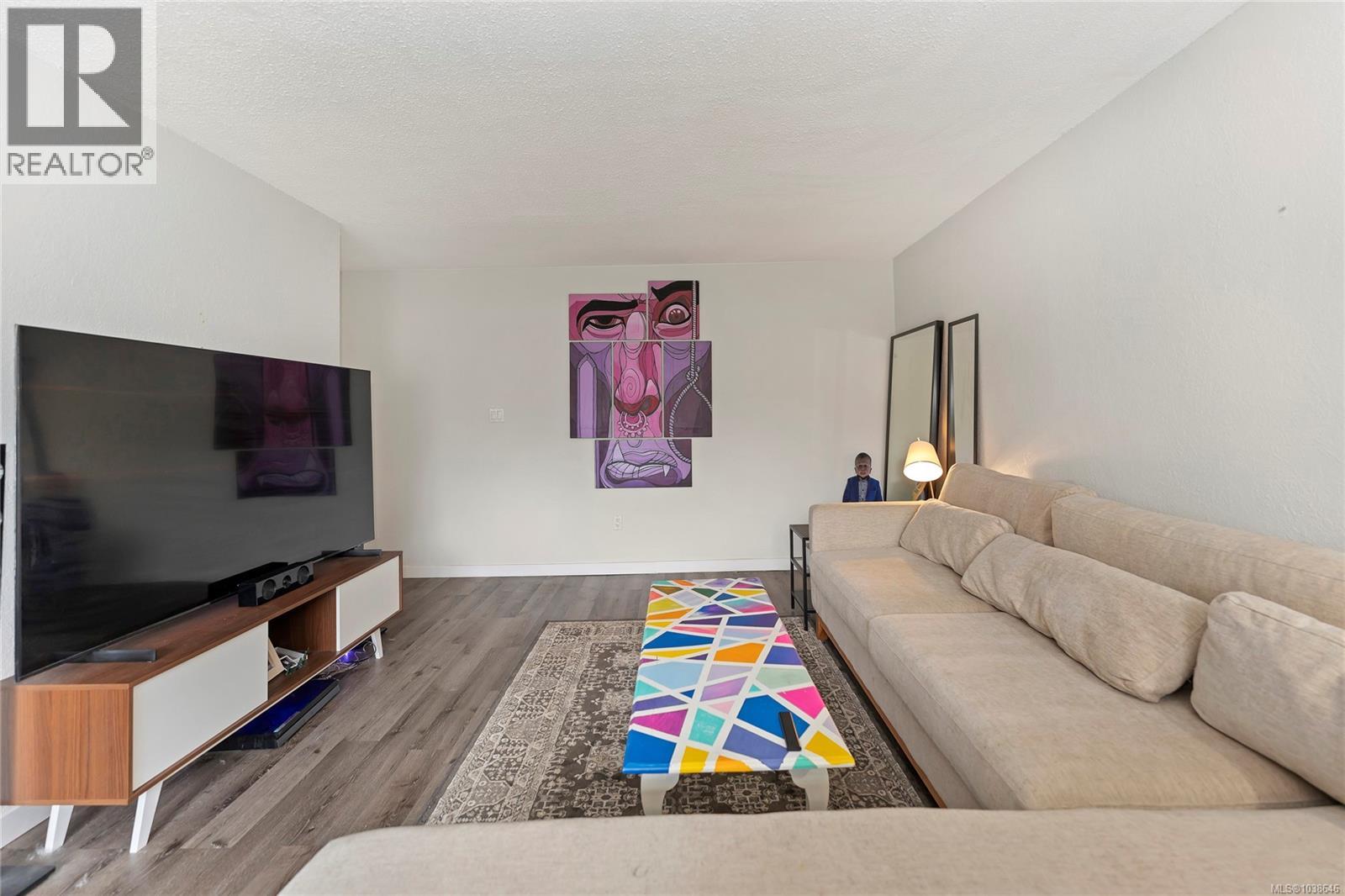 #304 3040 Pine St - 5