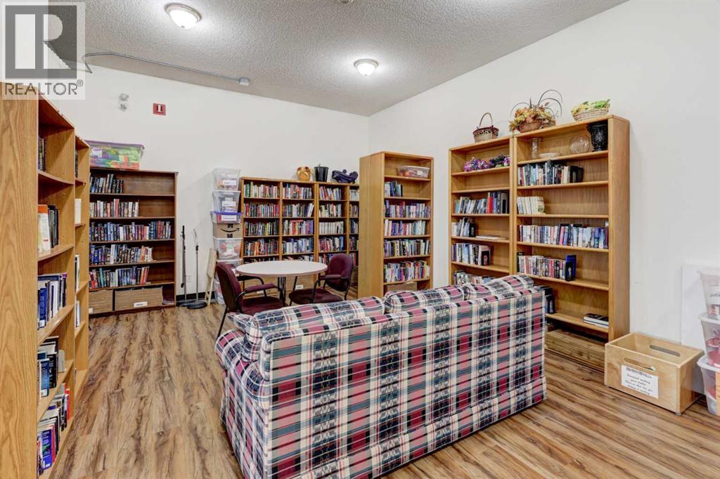 #309 3309 Hawksbrow Point NW - 27