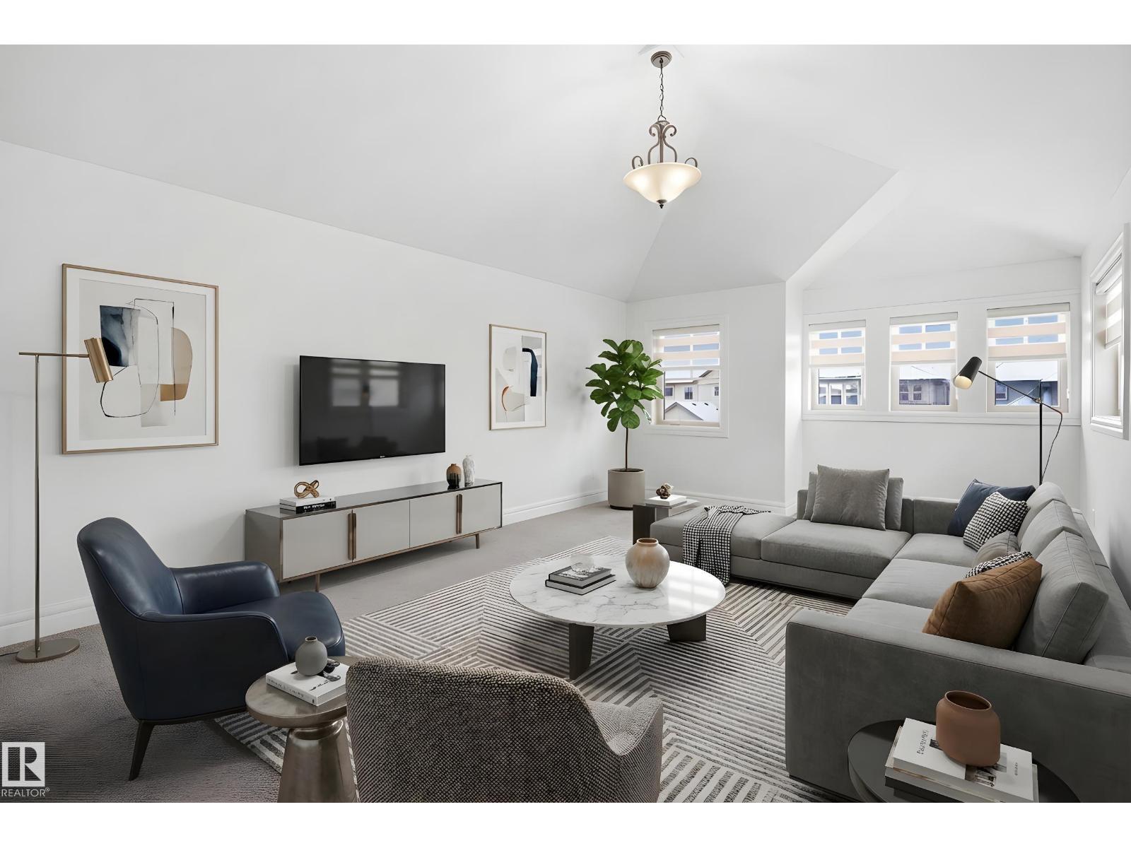 469 Ainslie Crescent SW SW - 6