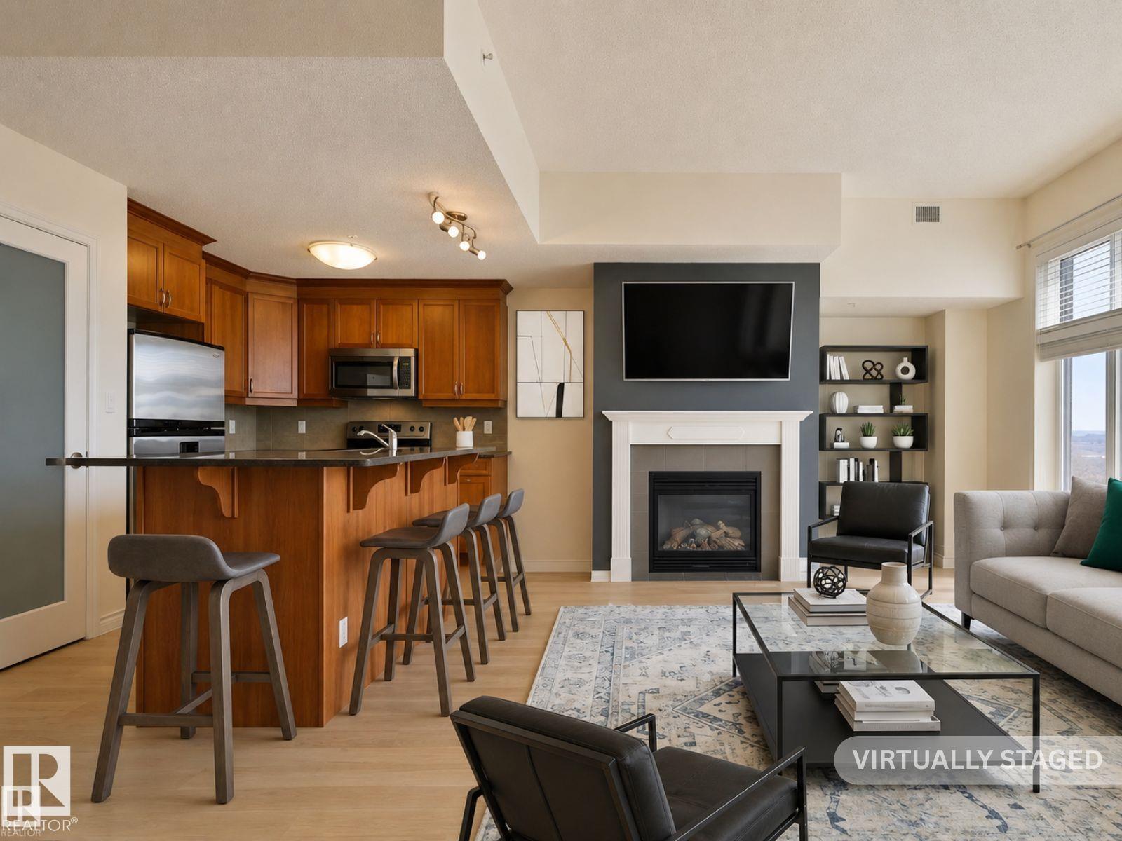 #906 9020 Jasper Av NW photo 3 — MLS® E4483870