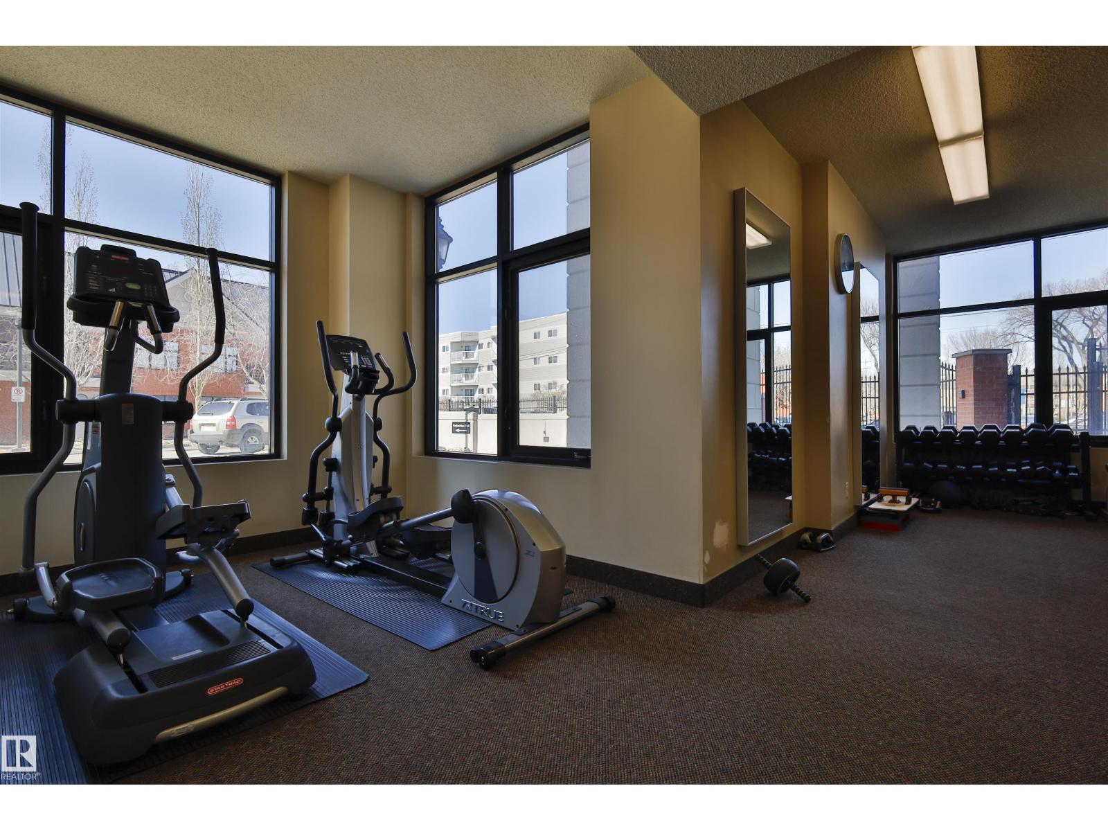 #906 9020 JASPER AV NW — photo 35