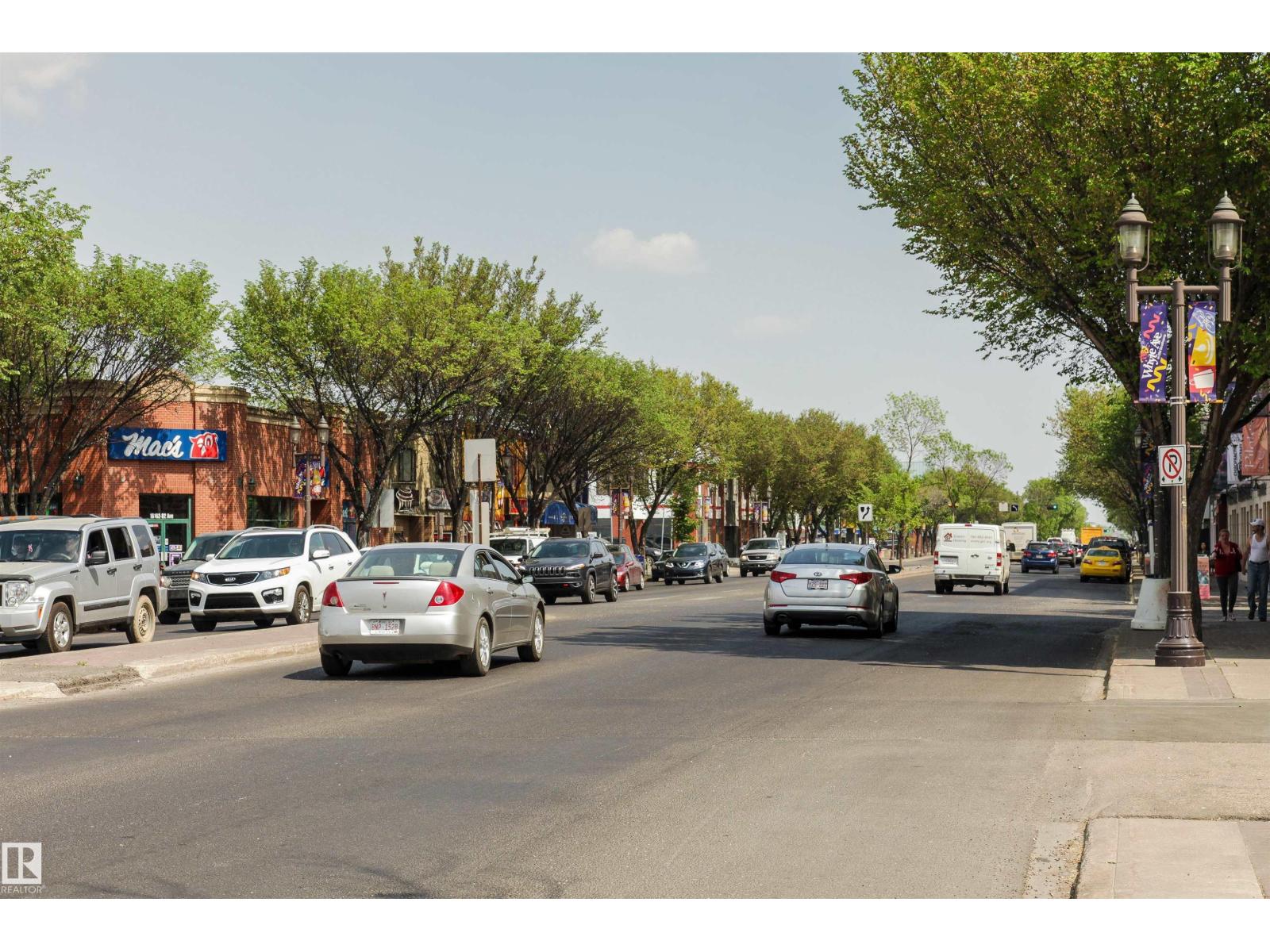 10035 81 AV NW NW - 48