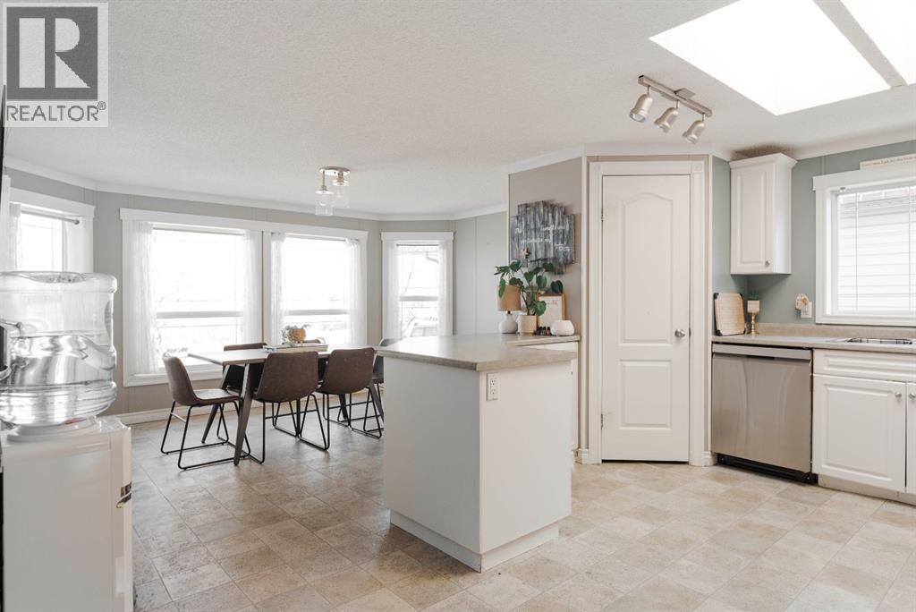 521 Mckinlay Crescent - Image 3
