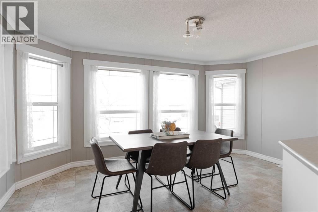 521 Mckinlay Crescent - 12