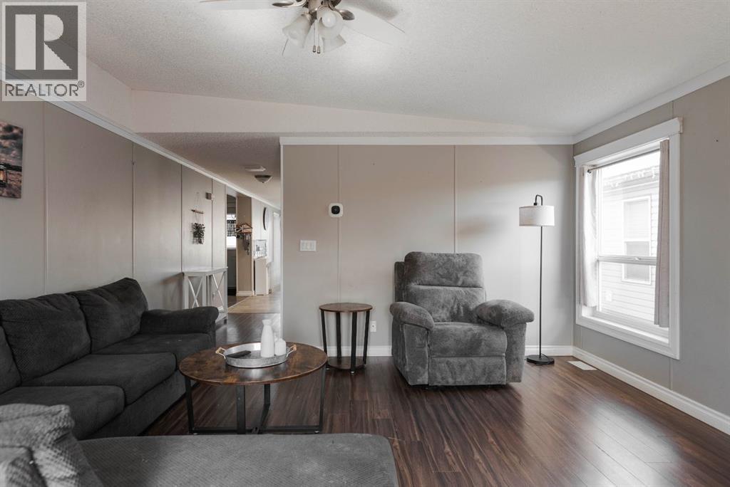 521 Mckinlay Crescent - 20