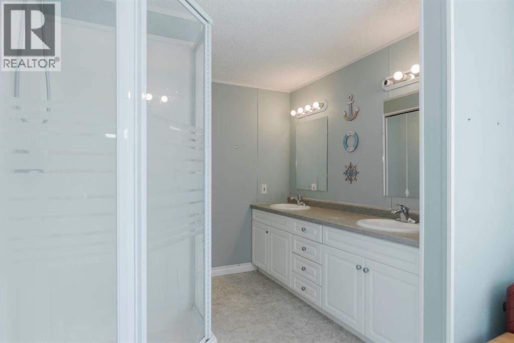 521 Mckinlay Crescent - 36