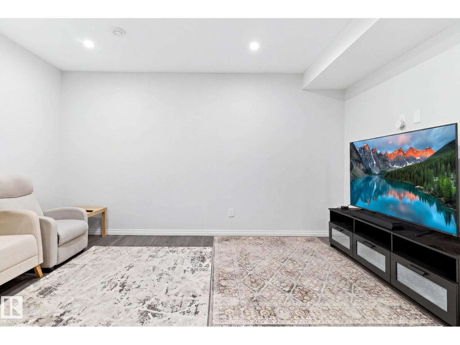 2255 DONAGHEY WY SW - 64