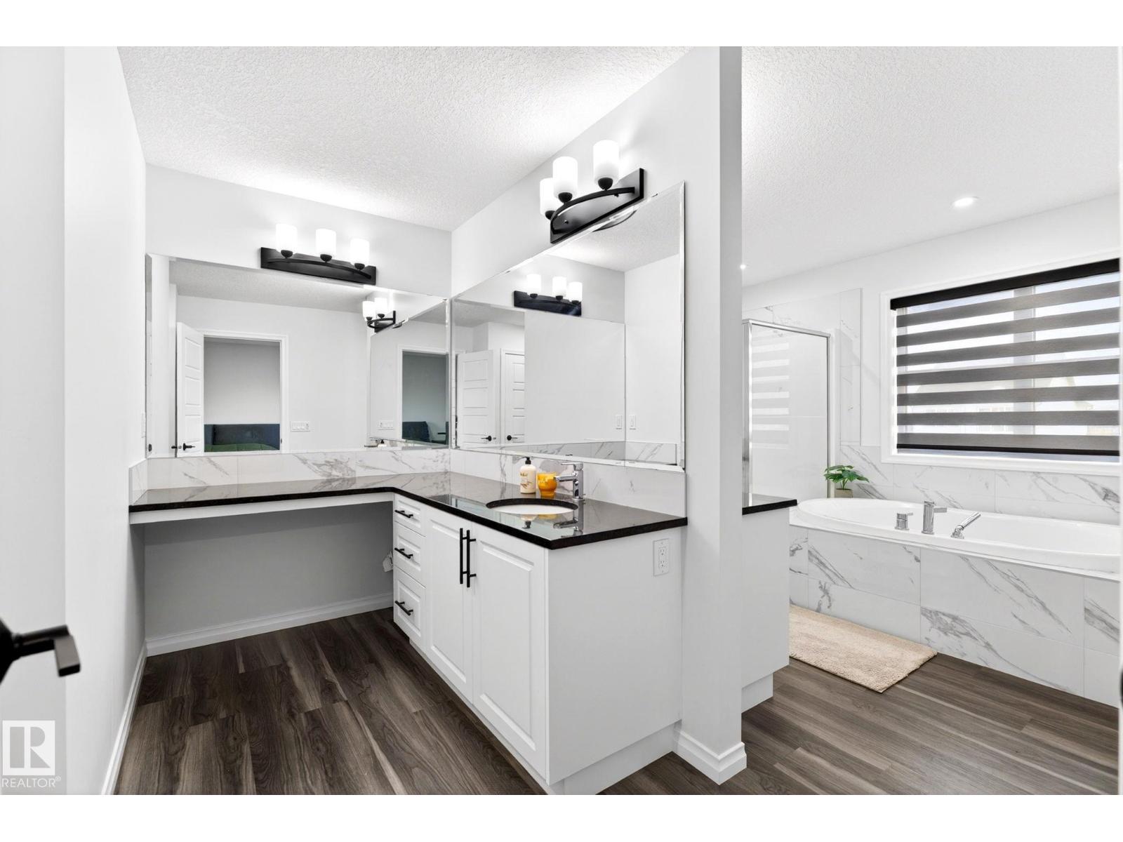 2255 DONAGHEY WY SW - 52