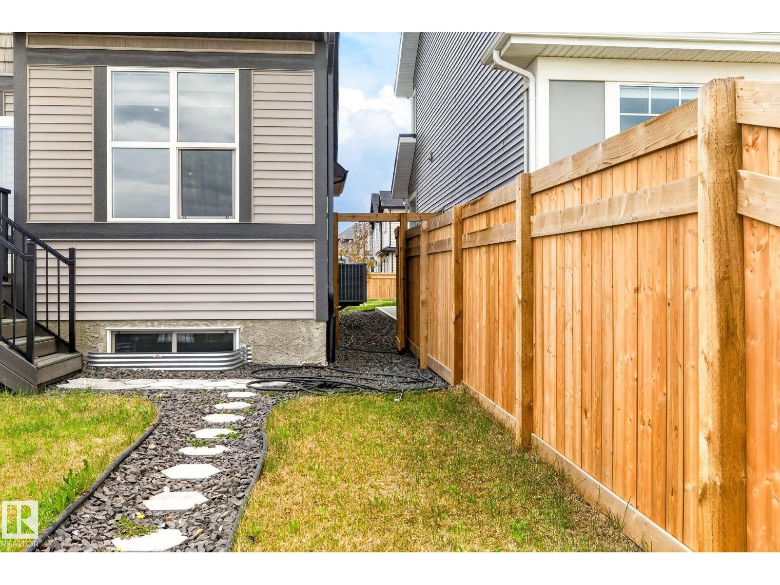 2255 DONAGHEY WY SW - 36