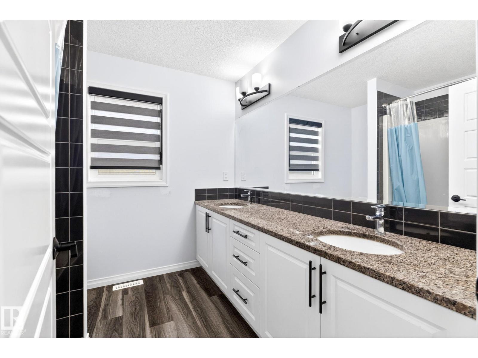 2255 DONAGHEY WY SW - 43