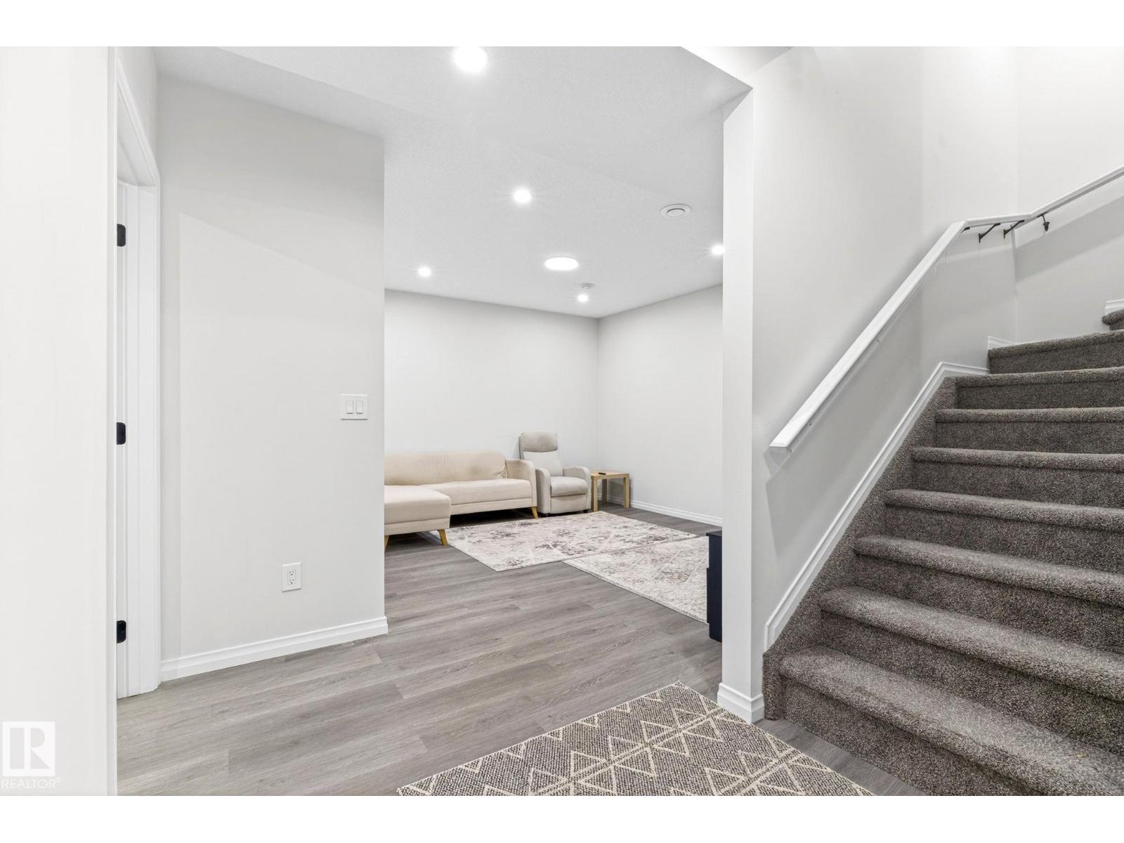 2255 DONAGHEY WY SW - 62