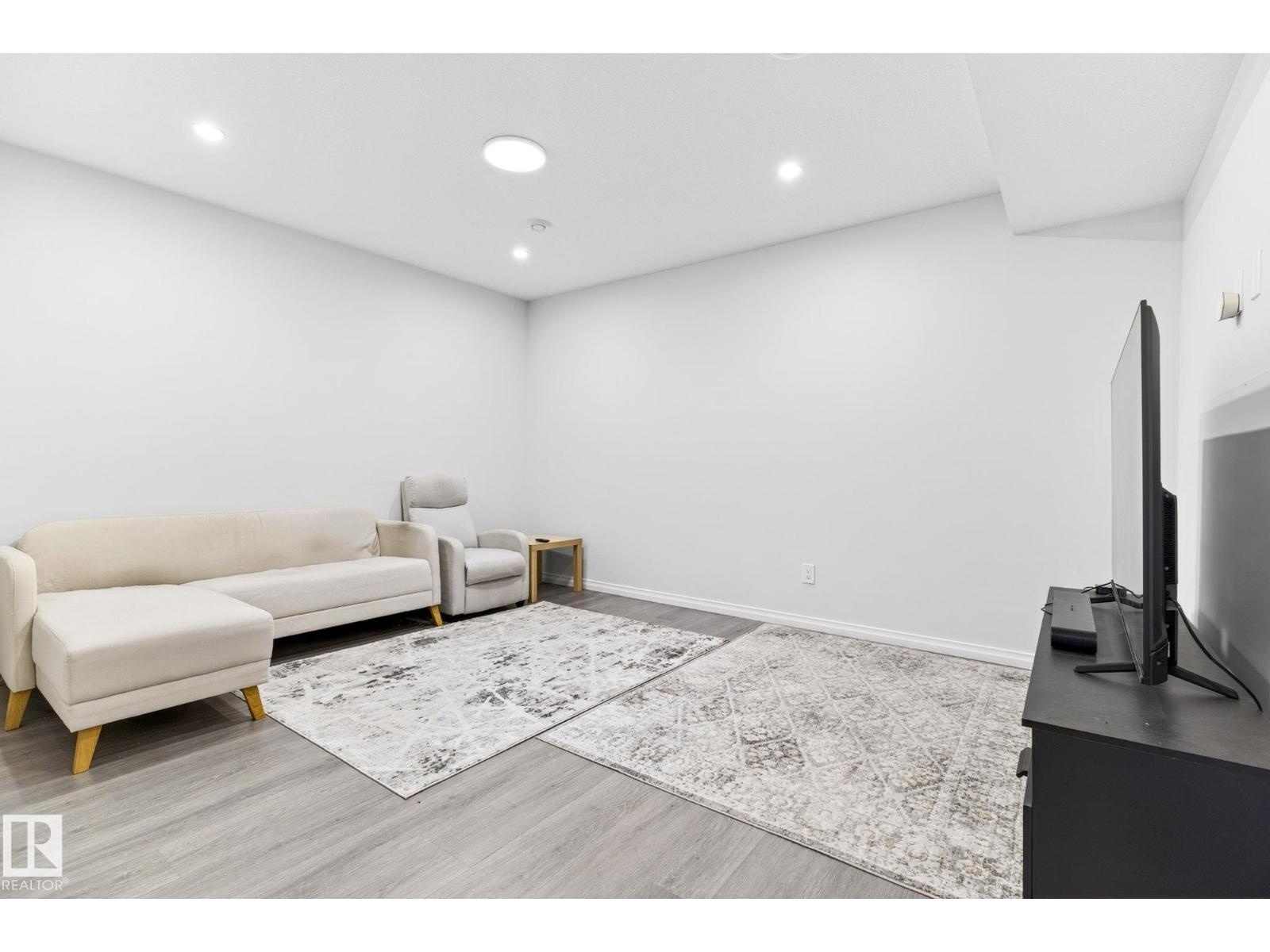 2255 DONAGHEY WY SW - 63