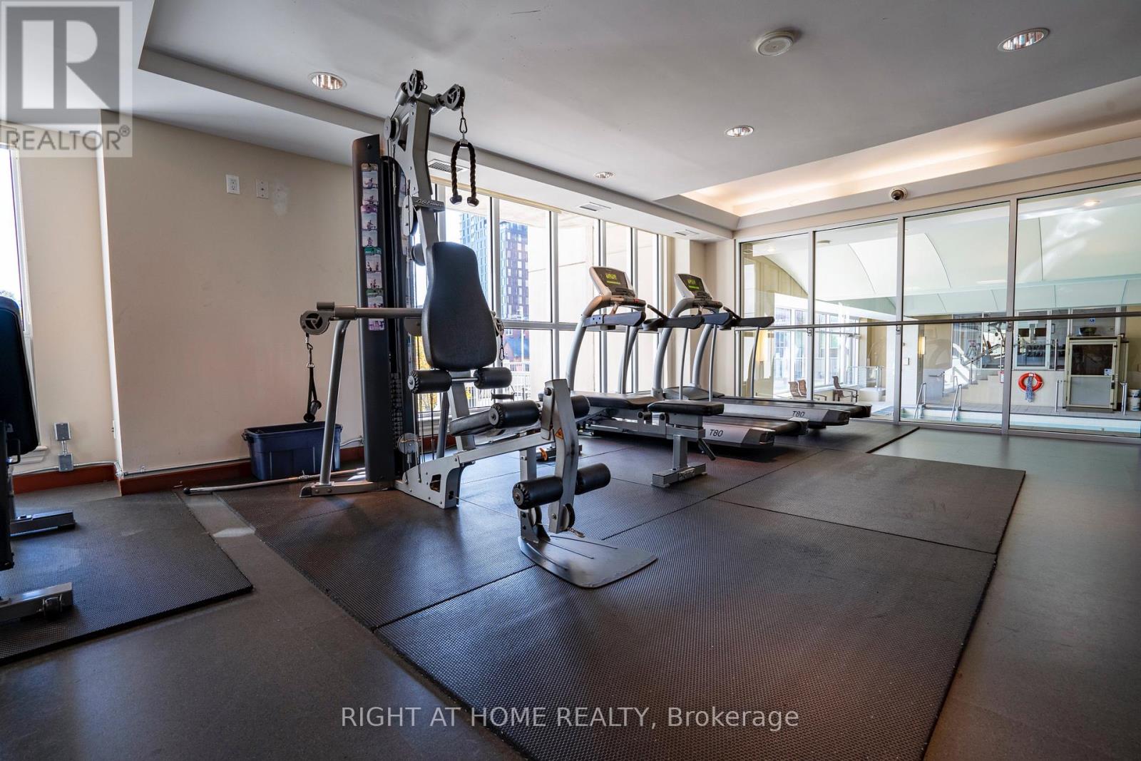 #1805 234 RIDEAU STREET - 20