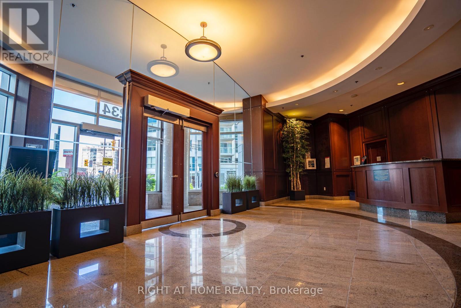 #1805 234 RIDEAU STREET - 21