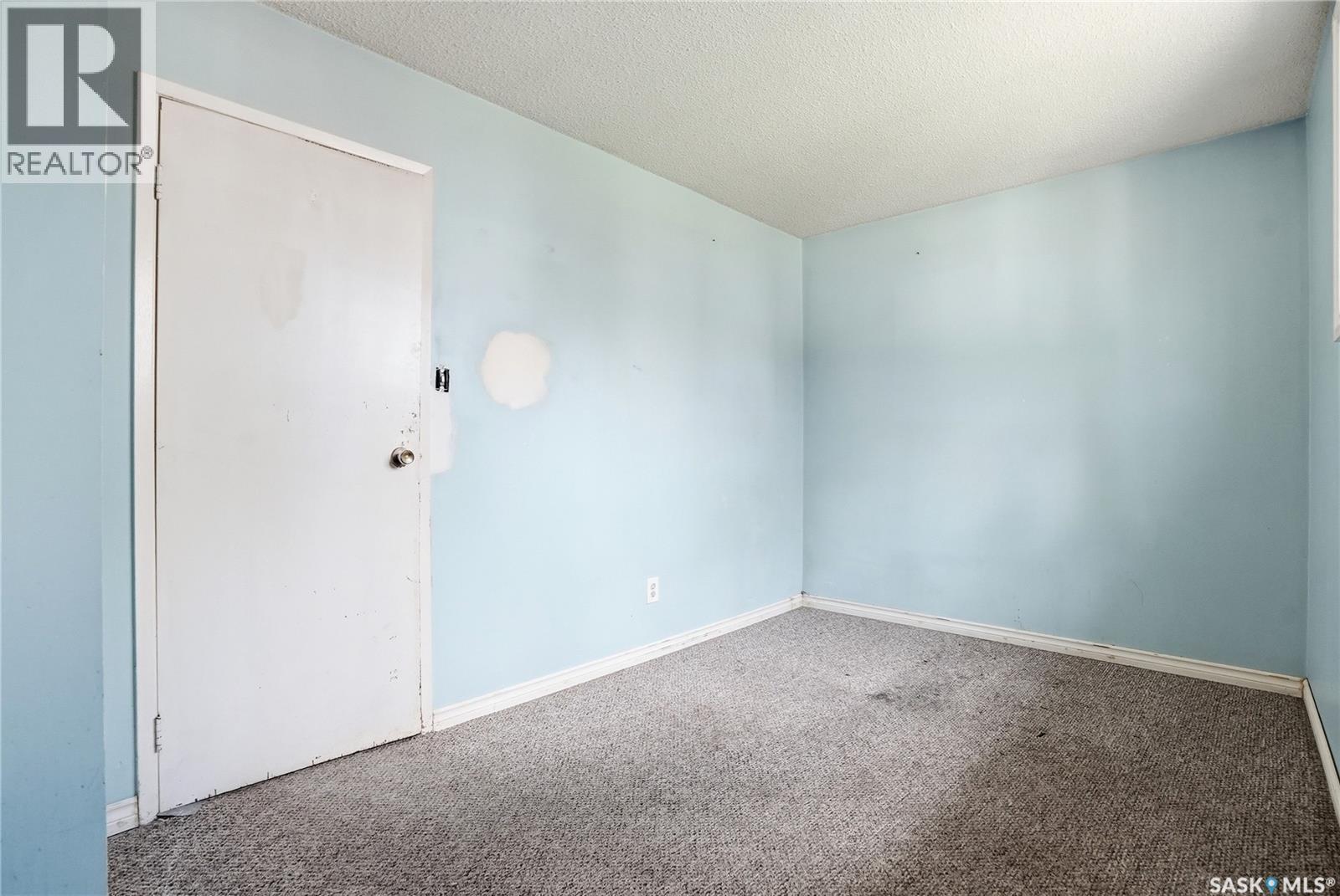 39 Trident CRESCENT - 17
