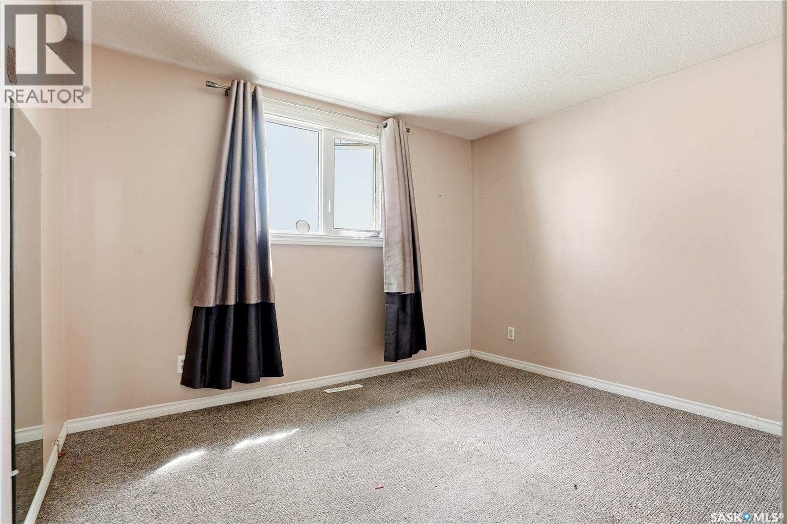 39 Trident CRESCENT - 18