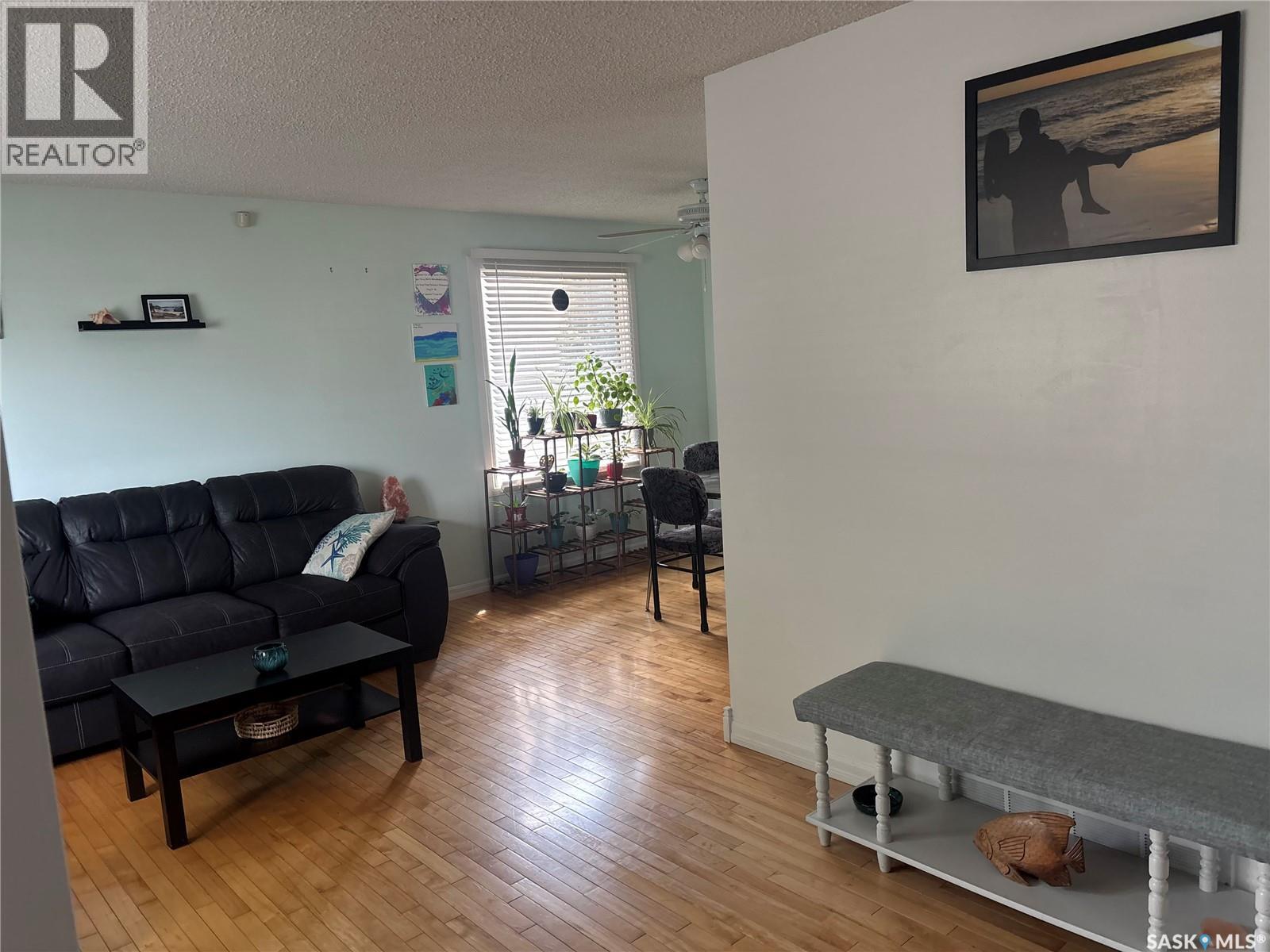 127 DEVONSHIRE CRESCENT - Image 2