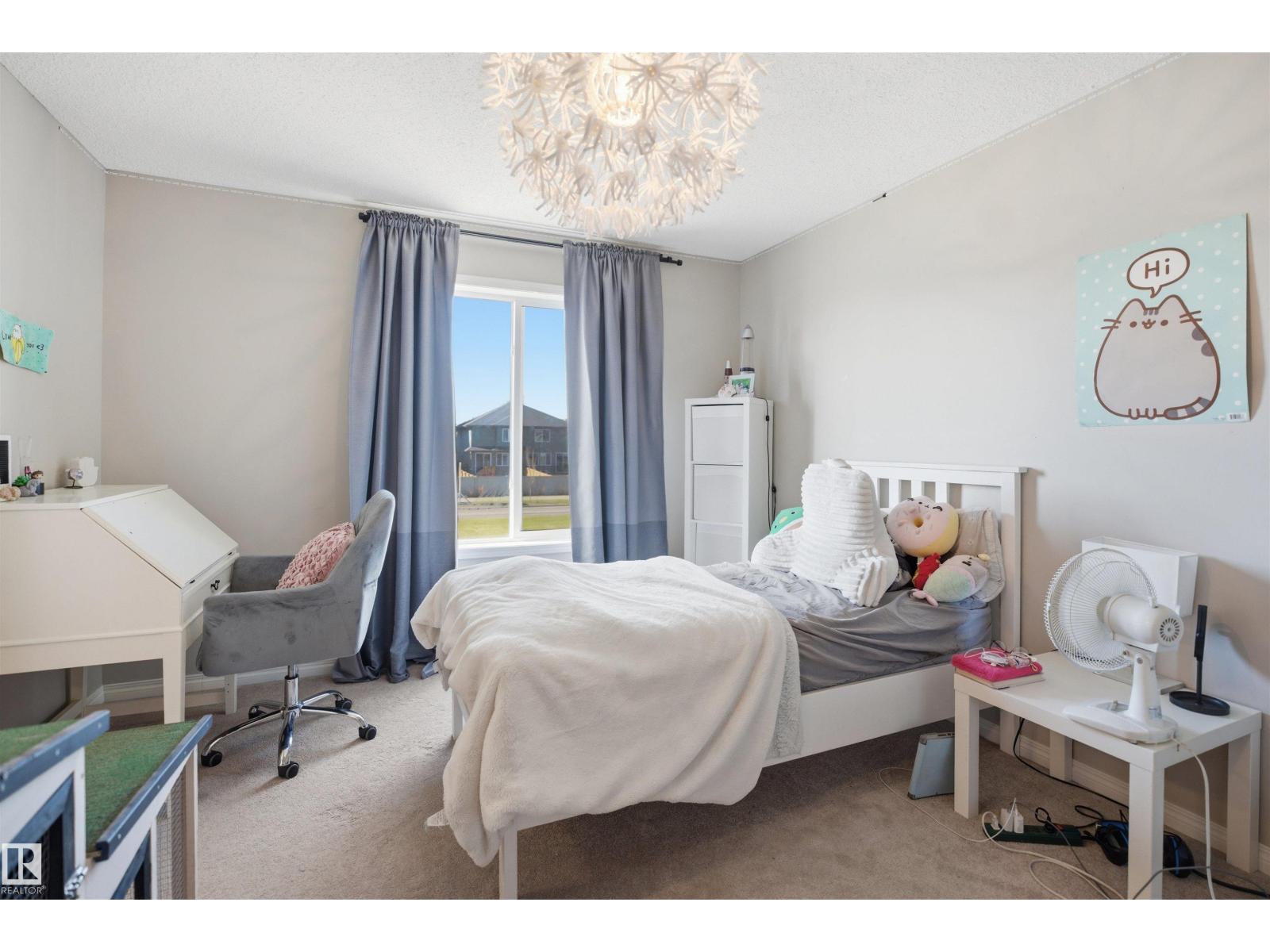 7323 24 Ave SW - 10