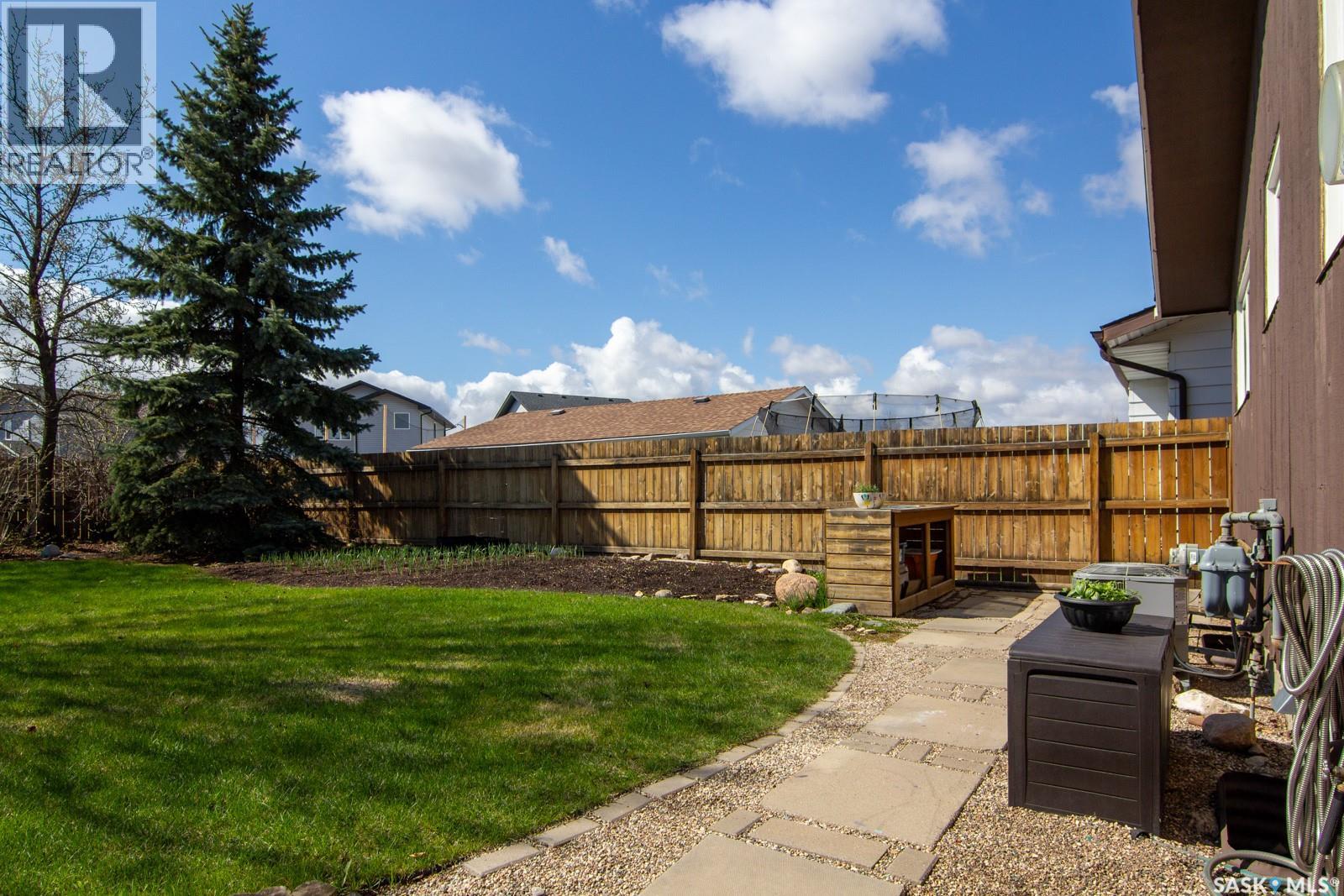 127 DEVONSHIRE CRESCENT - 29