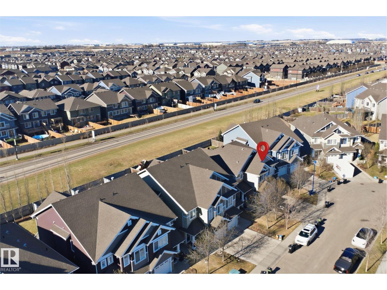 7323 24 Ave SW - 42