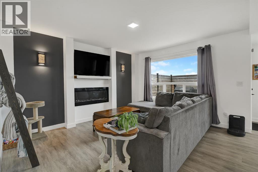 9054 81 Avenue - 9