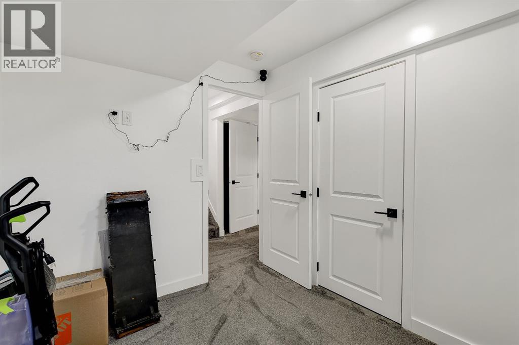 9054 81 Avenue - 25