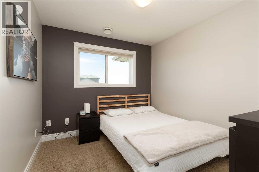 8, 899 Mt Sundance Manor W — photo 16