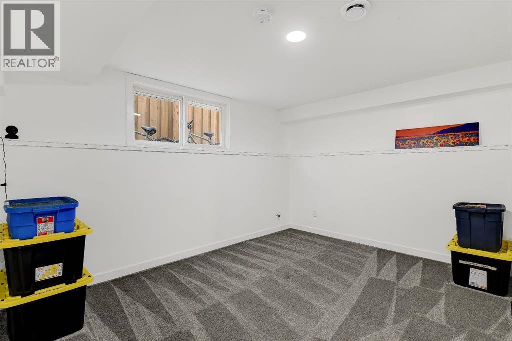9054 81 Avenue - 26