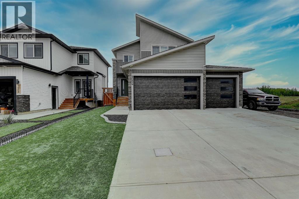9054 81 Avenue - 37