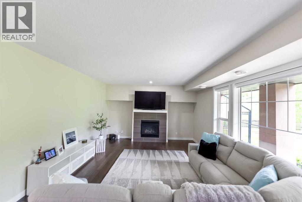 165 Cranbrook Villas SE - 5
