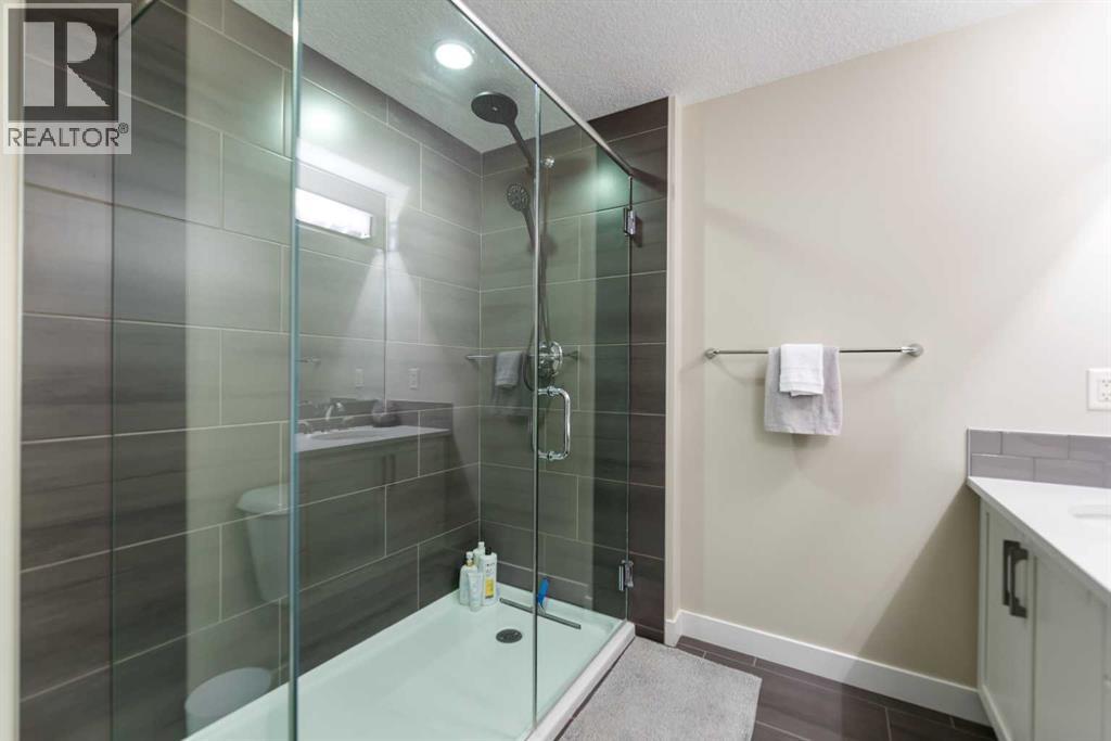 165 Cranbrook Villas SE - 23