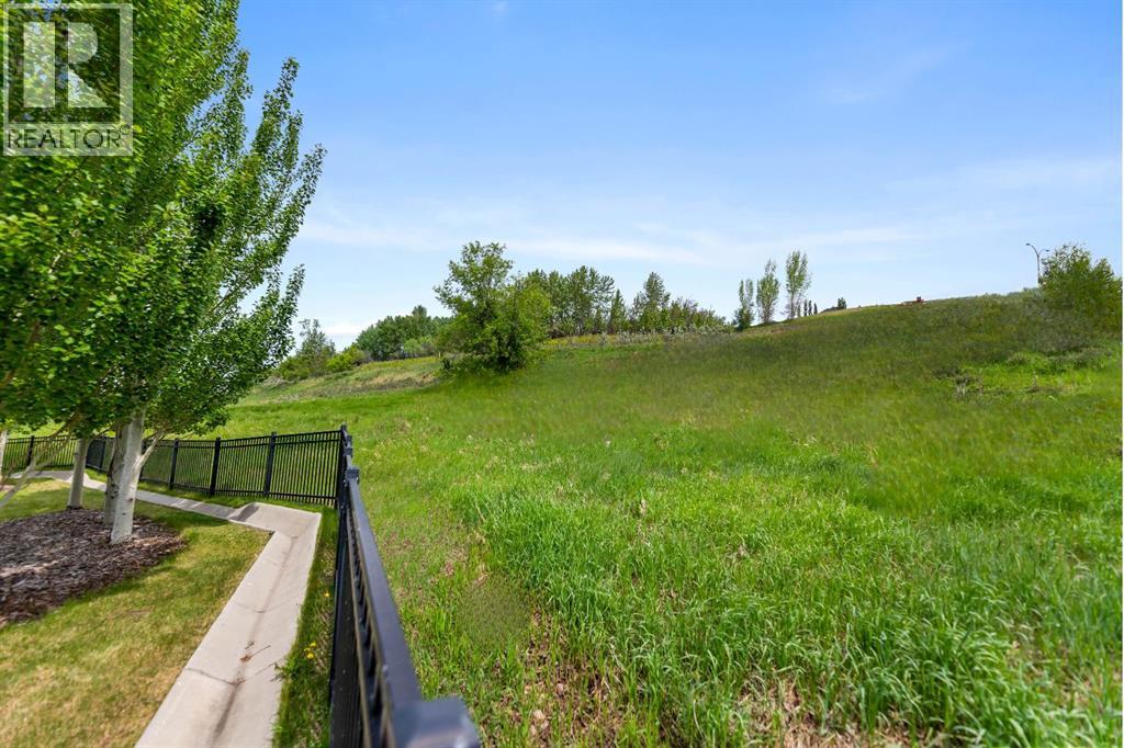 165 Cranbrook Villas SE - 32