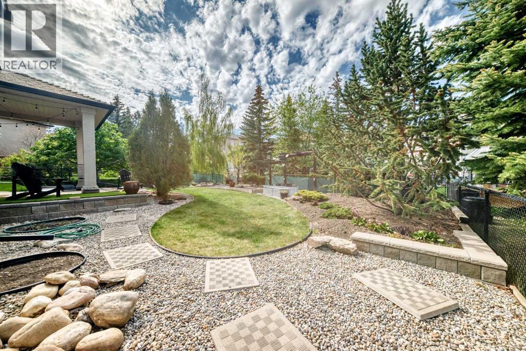 60 Hamptons Terrace NW - 38