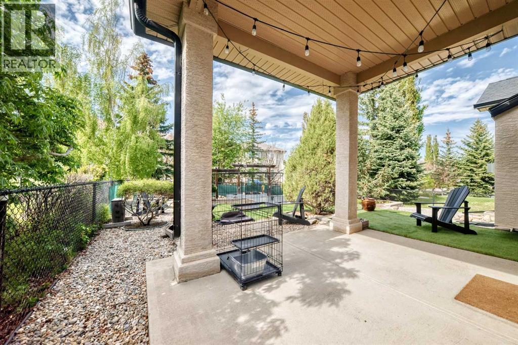 60 Hamptons Terrace NW - 42