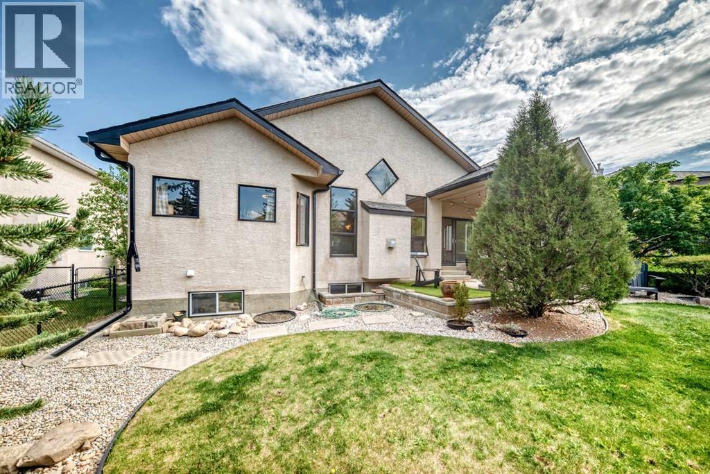 60 Hamptons Terrace NW - 46
