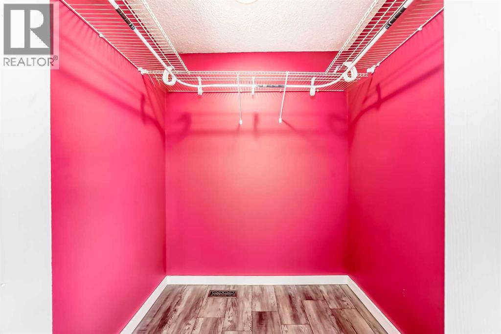6824 Temple Drive NE - 22