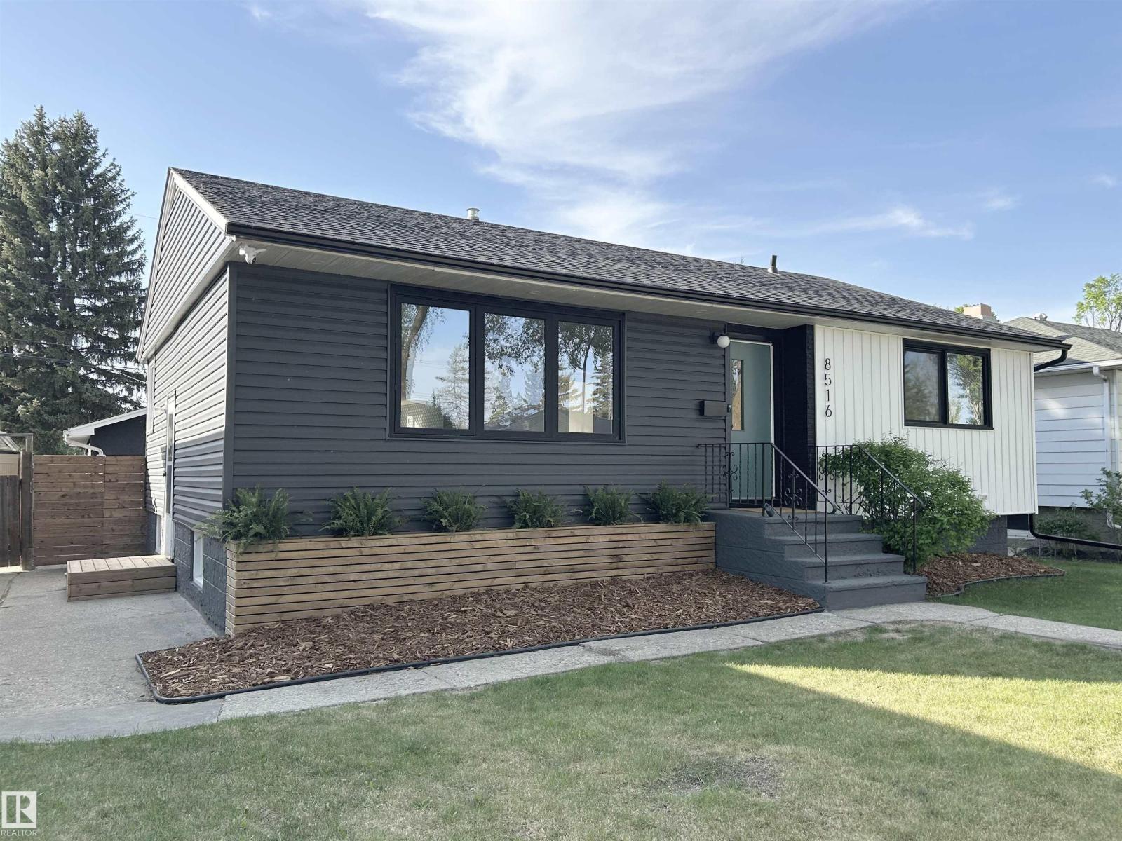 8516 64 AV NW - Image 2