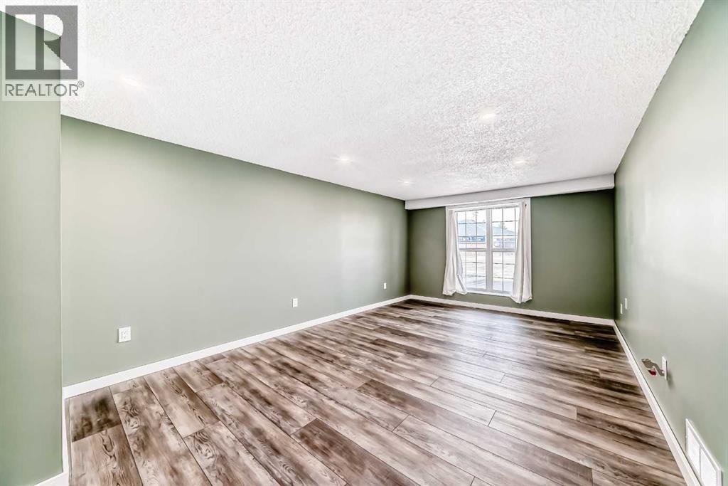 6824 Temple Drive NE - 27