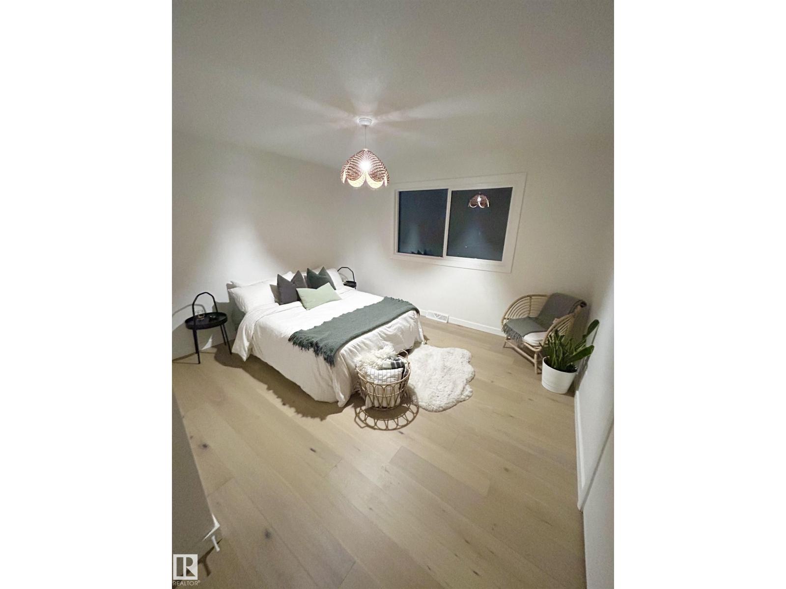 8516 64 AV NW - 48