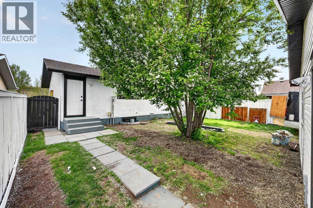 5423 Madigan Drive NE - 30